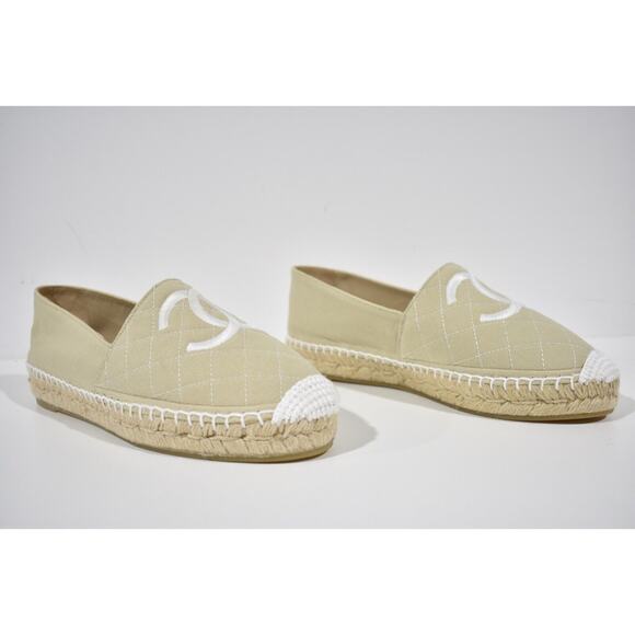 Chanel 20P Beige Canvas White Quilted CC Logo Classic Ballet Espadrille Flat 37 - Picture 4 of 12